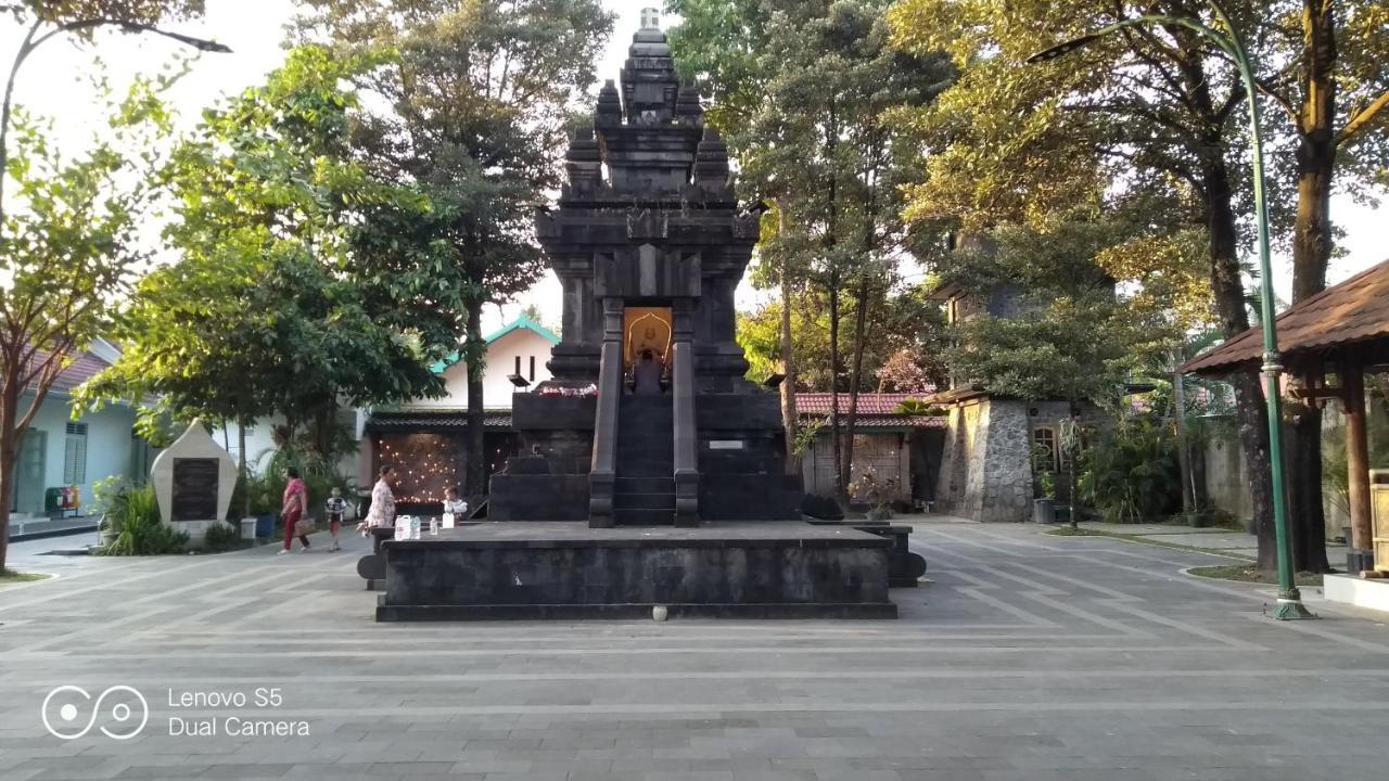 Spot On 93020 Rumah Singgah Ganjuran Бантул Екстериор снимка