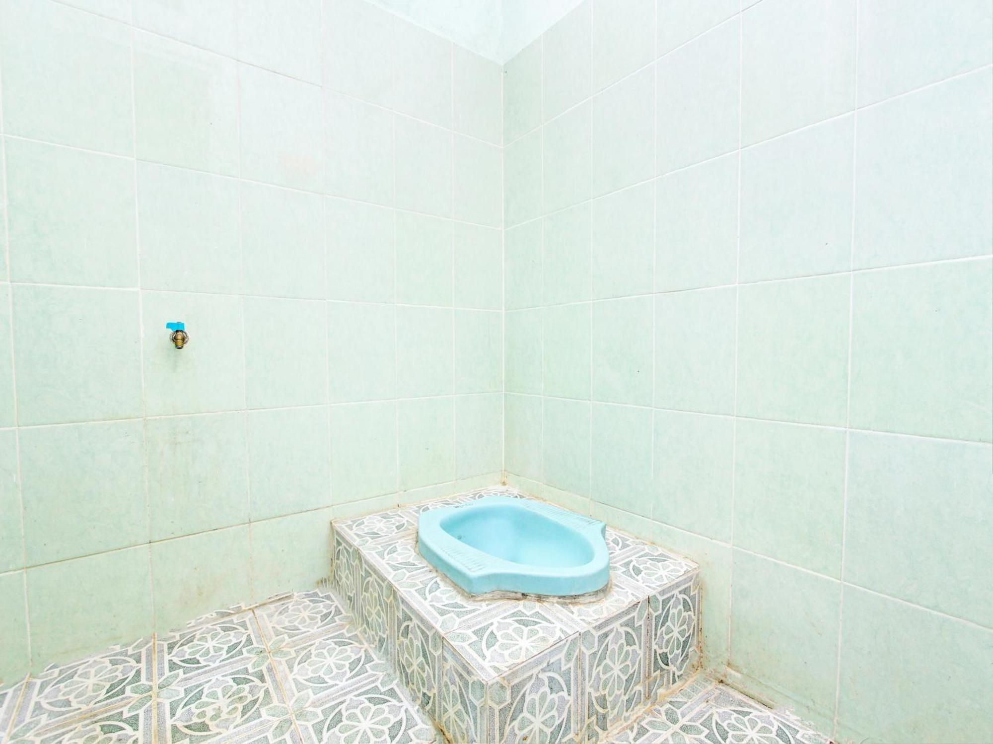 Spot On 93020 Rumah Singgah Ganjuran Бантул Екстериор снимка