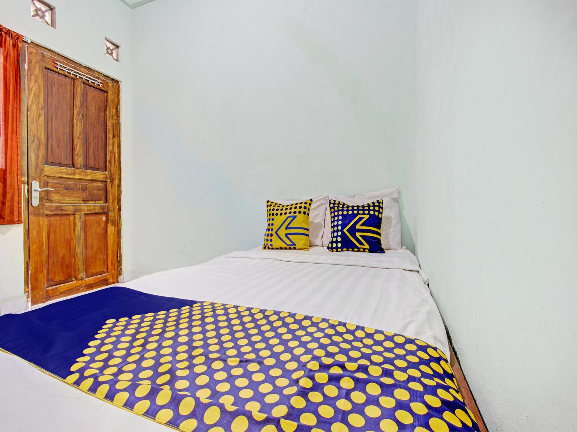 Spot On 93020 Rumah Singgah Ganjuran Бантул Екстериор снимка